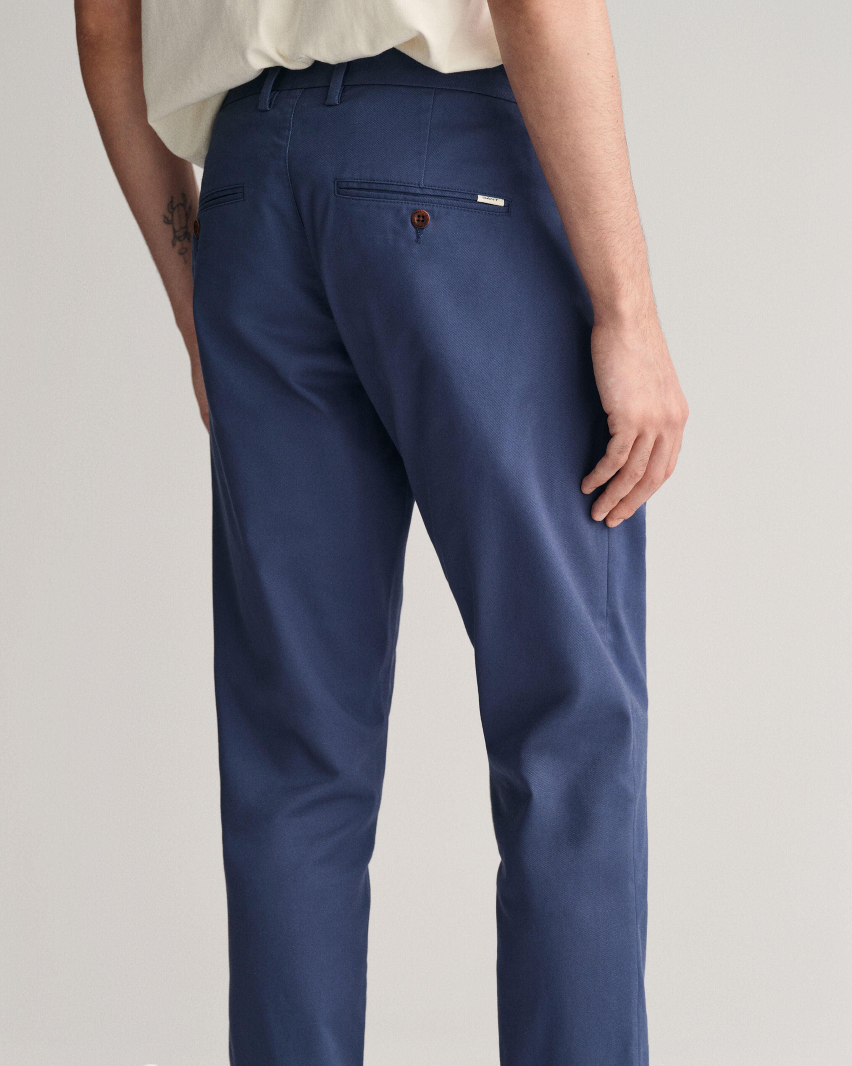 GANT - Slim Fit Tech Prep™ Chinos in Dusty Blue Sea 1505220 403