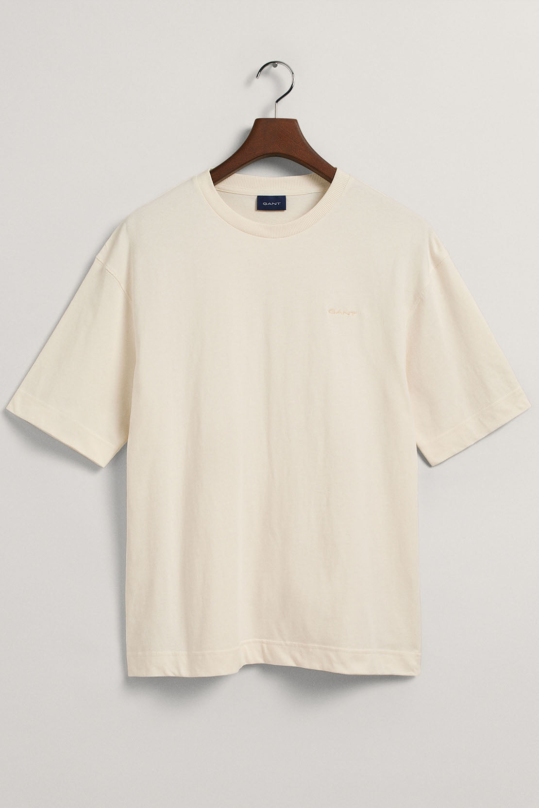 GANT -  Icon T-shirt in Cream 2003165 130