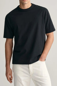 GANT - Logo Relaxed Fit T-Shirt In Black 2015050 005