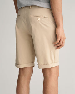GANT - Regular Fit Sunfaded Shorts in Cream 205076 130