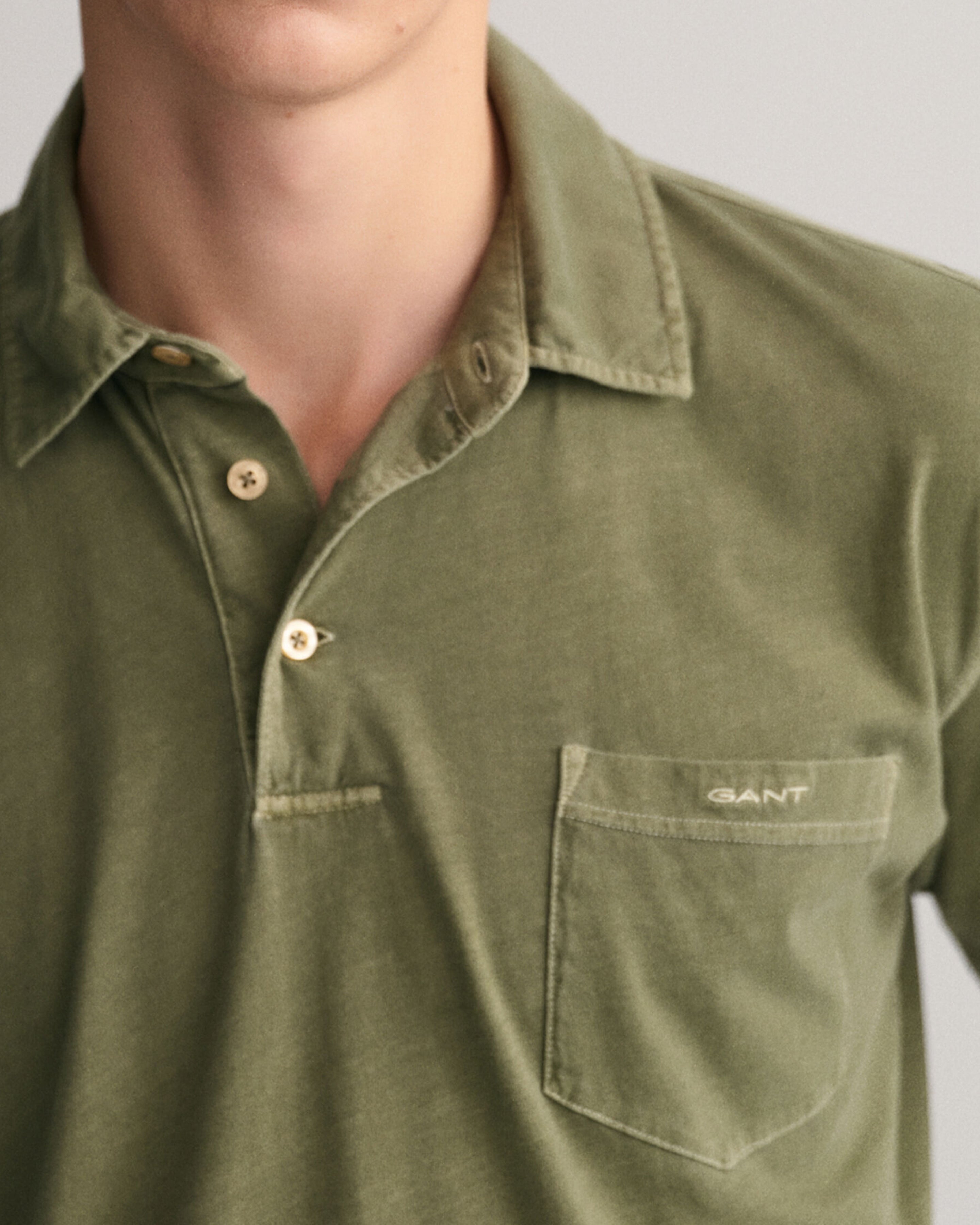 GANT - Sunfaded Jersey Polo Shirt in Kalamata Green 2057028 362