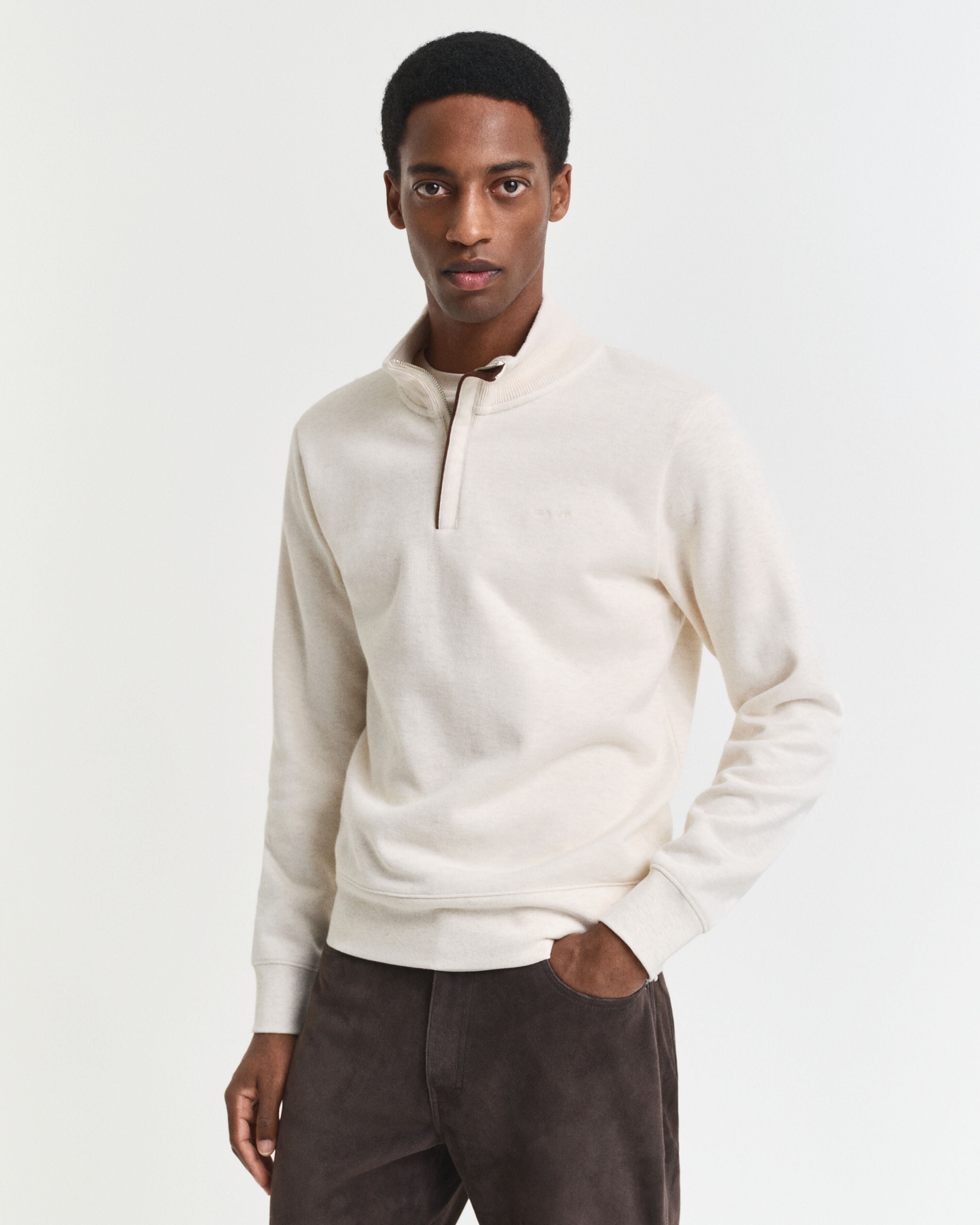 GANT - Sacker Rib Half-Zip Sweatshirt in Cream 2068028 130