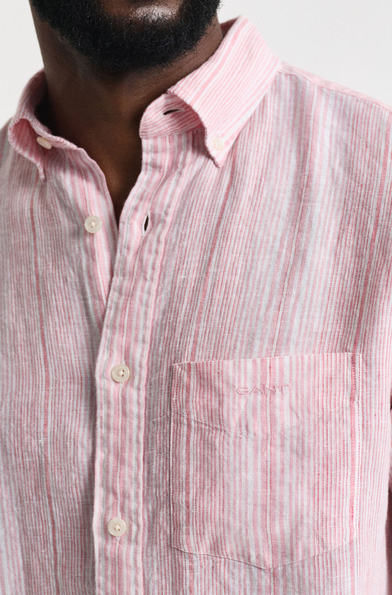 GANT - Regular Fit Thin Striped Linen Shirt in Geranium Pink 3250045 627