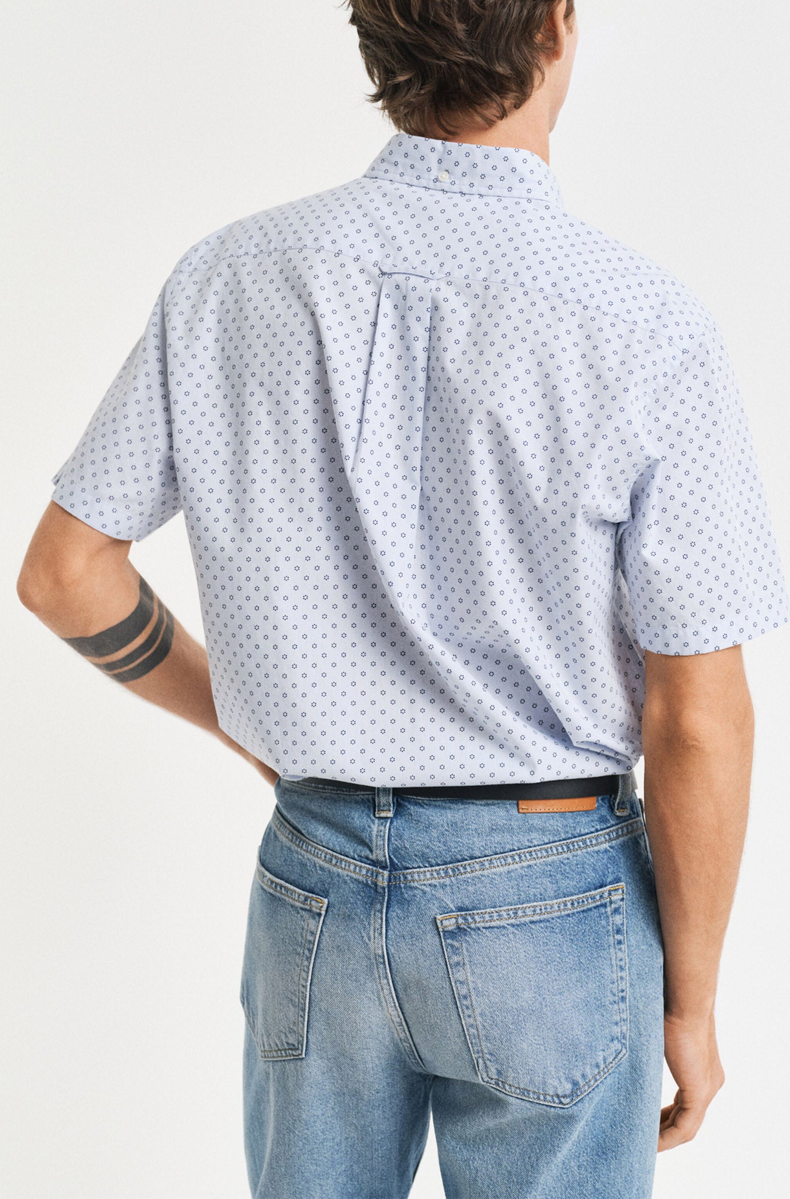 GANT - Regular Fit Micro Print Short Sleeve Shirt In Light Blue 3250057 455