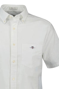 GANT - Regular Fit Short Sleeve Dobby Shirt in White 3250140 110