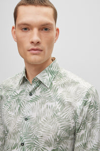 BOSS - Slim-Fit Shirt In Batik-Printed Stretch Cotton In Open Green 50490034 343