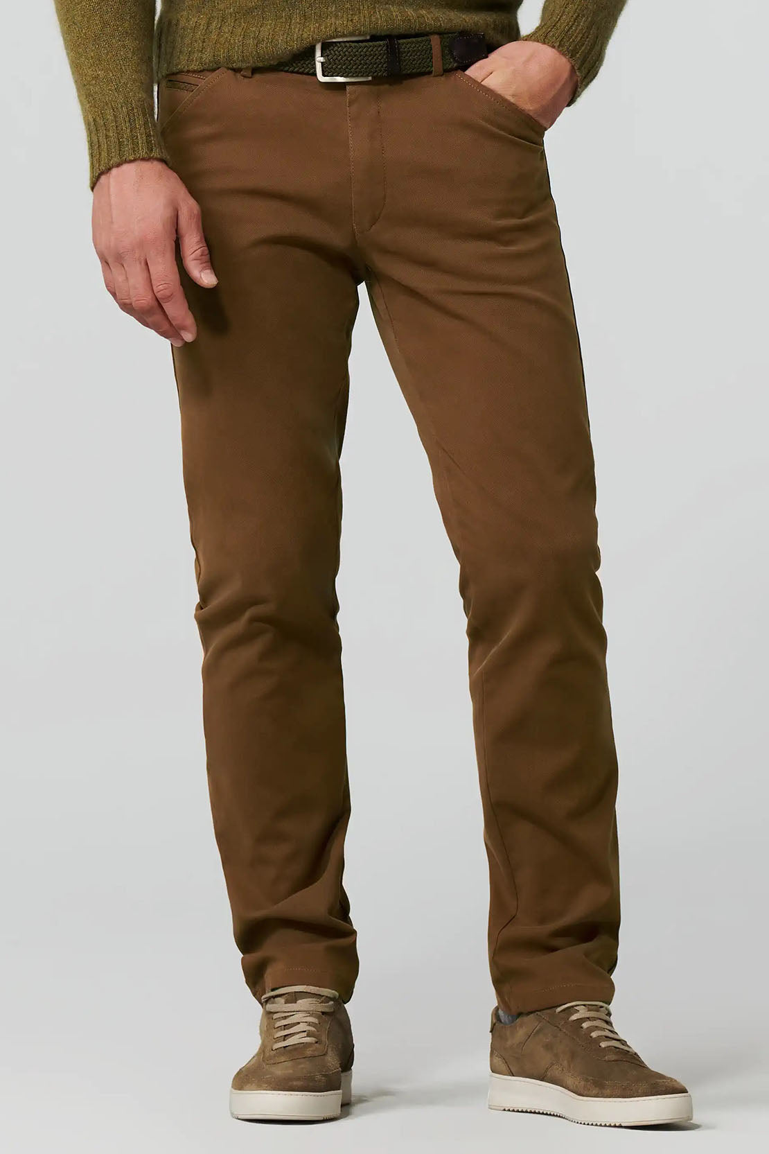 HILTL - PARKER - Regular Fit Soft Stretch Cotton Jeans in Brown 72481/60900 33