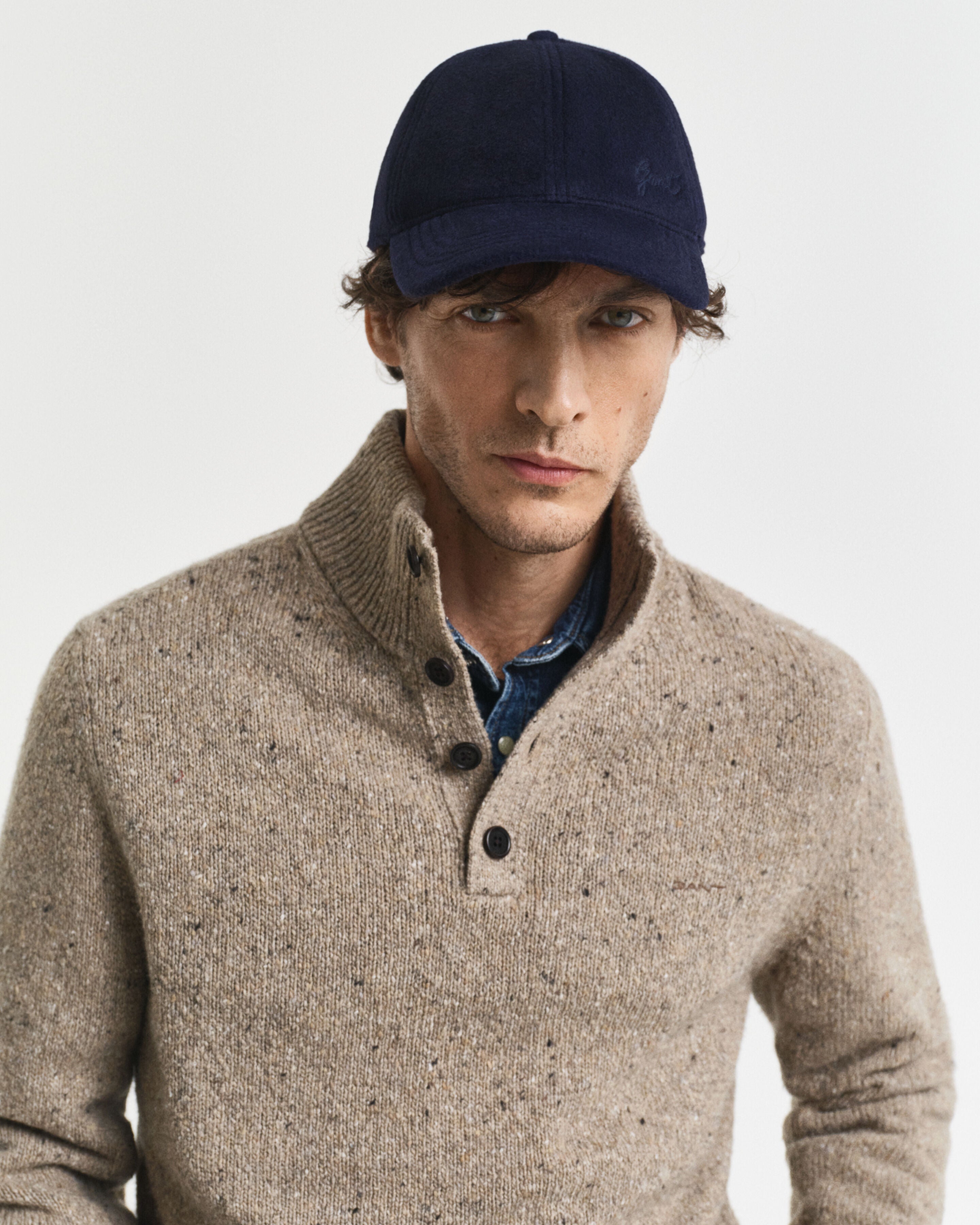 GANT - Wool Blend Nepps Half-Buttoned Sweater In Dry Sand Melange 8040232 295