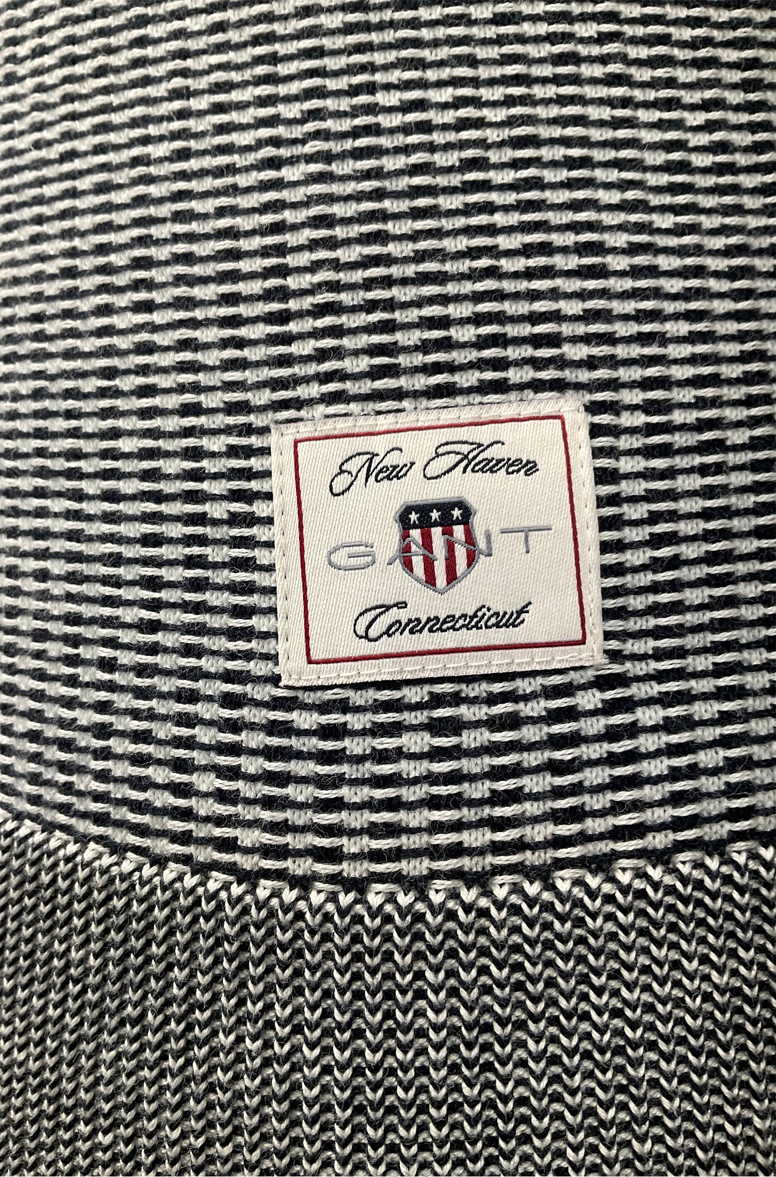 GANT - 2-Tone Textured Half Zip in Evening Blue 8050241 433