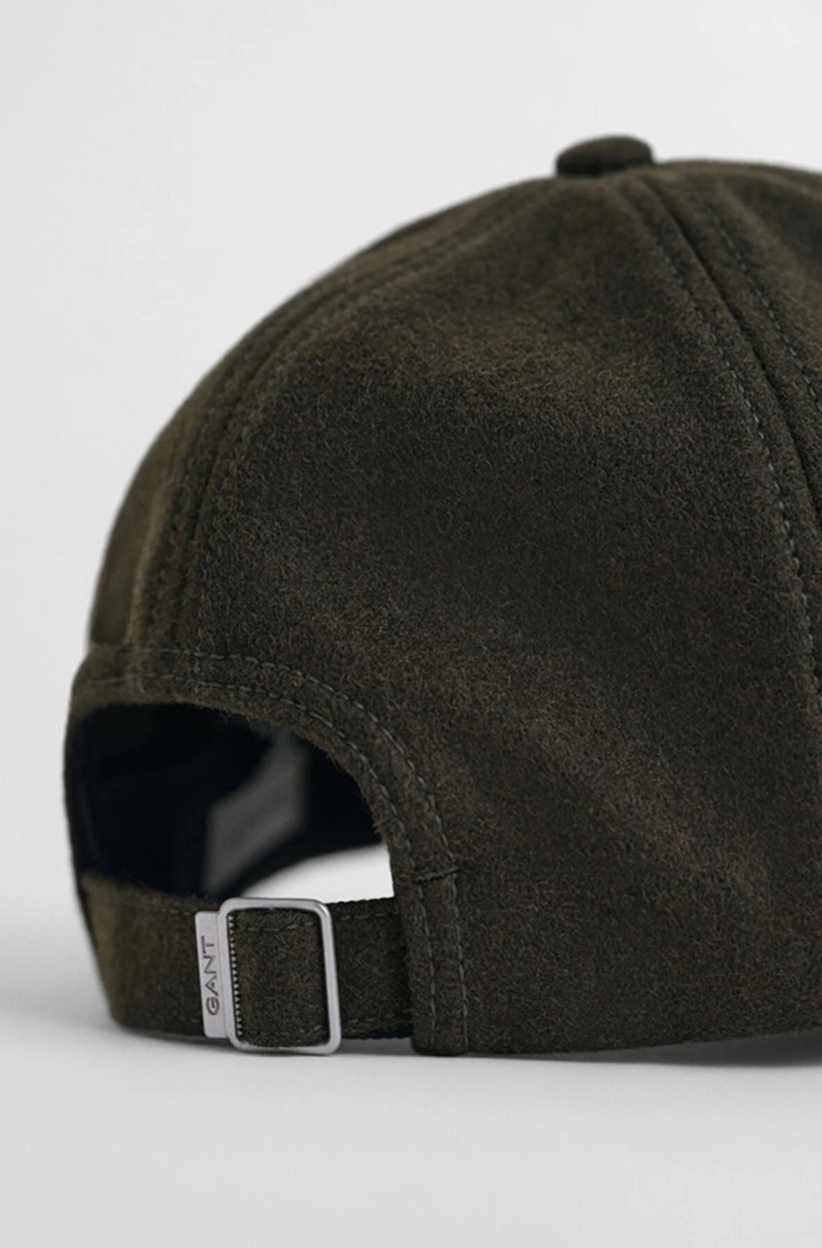 GANT - Shield Melton Cap In Dark Sage Green 9900212 315