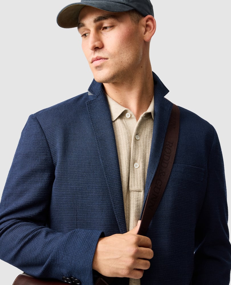 RODD & GUNN - HOLDENS BAY 2 Button Jacket in Midnight BP1650