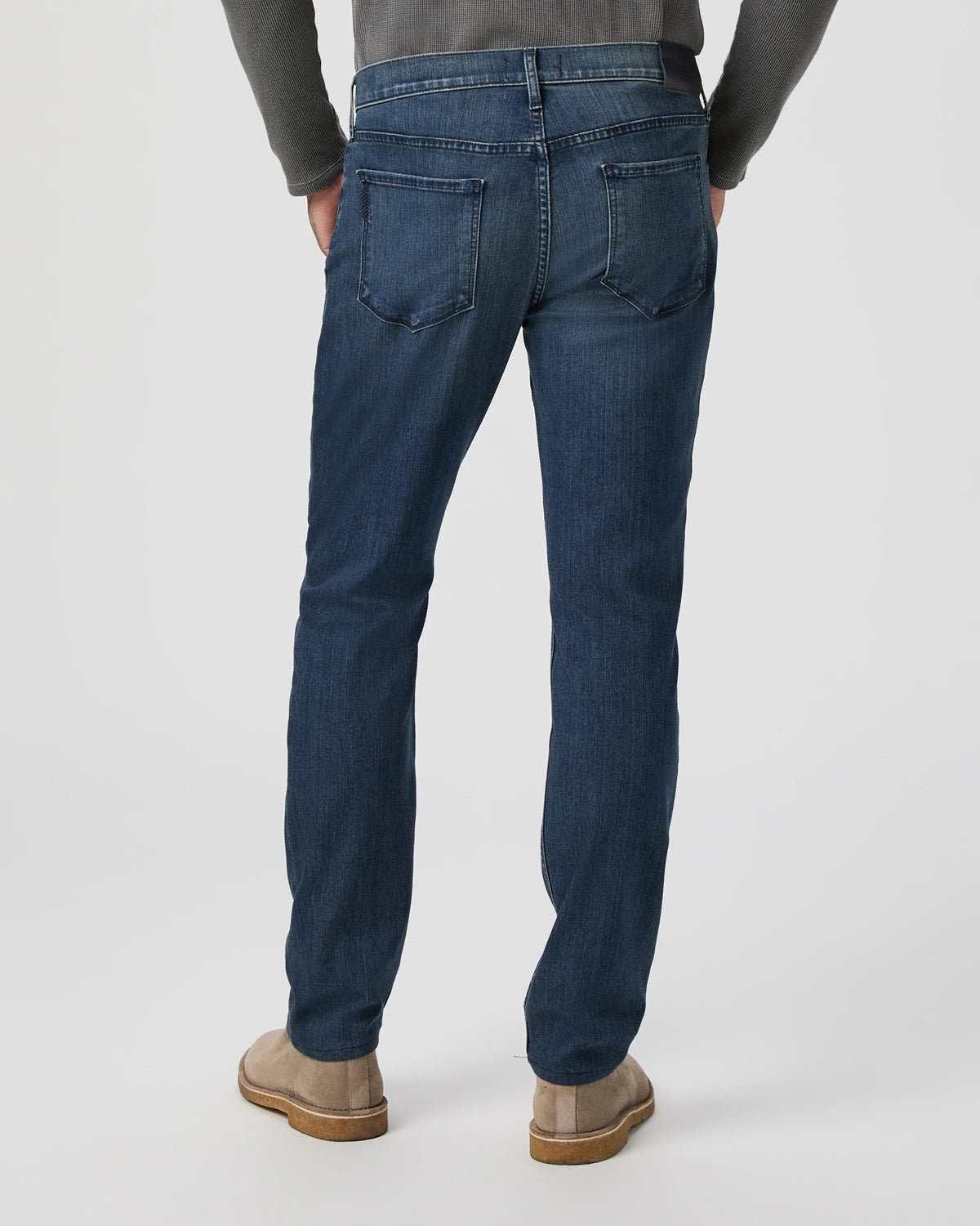 PAIGE - Transcend FEDERAL Slim Straight Jean in CORMAC Mid Blue Wash M655697-C778