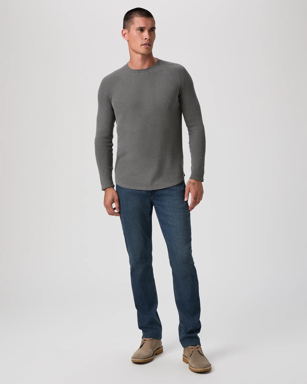 PAIGE - Transcend FEDERAL Slim Straight Jean in CORMAC Mid Blue Wash M655697-C778