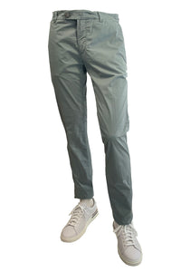 RICHARD J BROWN - SINGAPORE Model Slim Fit Stretch Cotton Chinos in Green T242.345