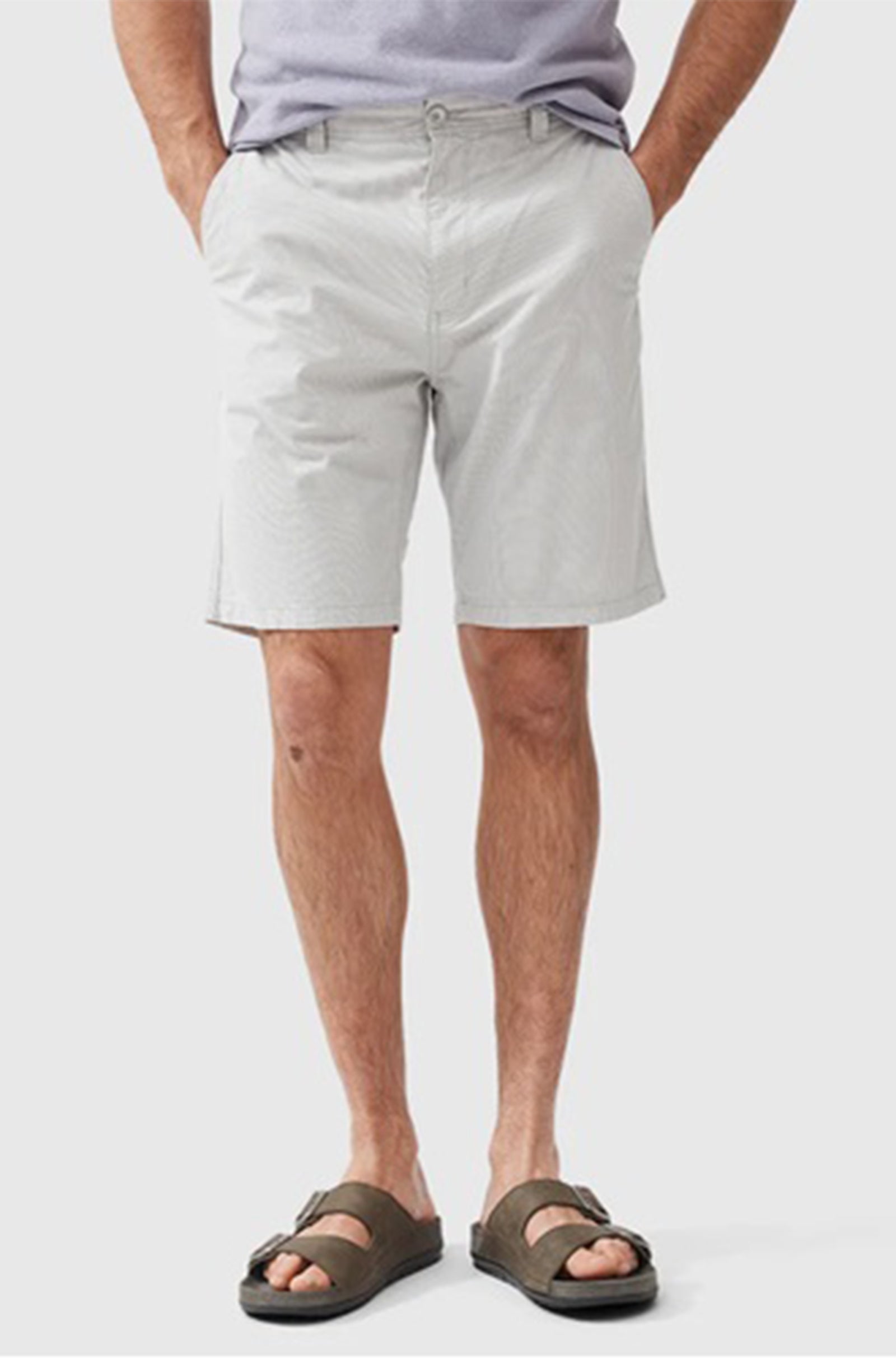 RODD & GUNN - The Gunn 9" Short in Coconut UP0514
