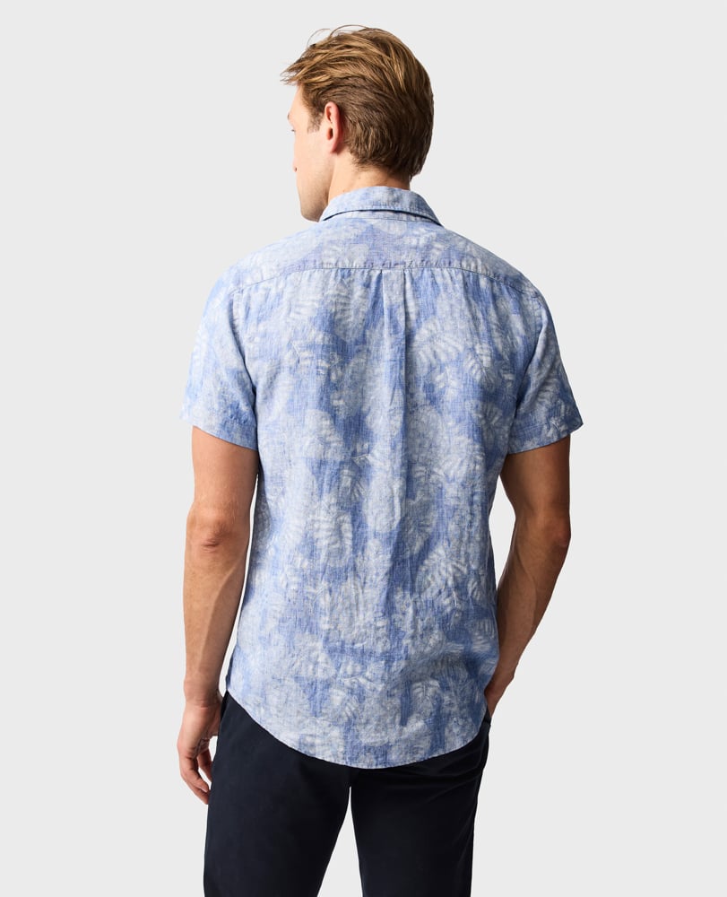 RODD & GUNN - SAVILL BAY Short Sleeve Linen Shirt In CHAMBRAY Blue LP6515