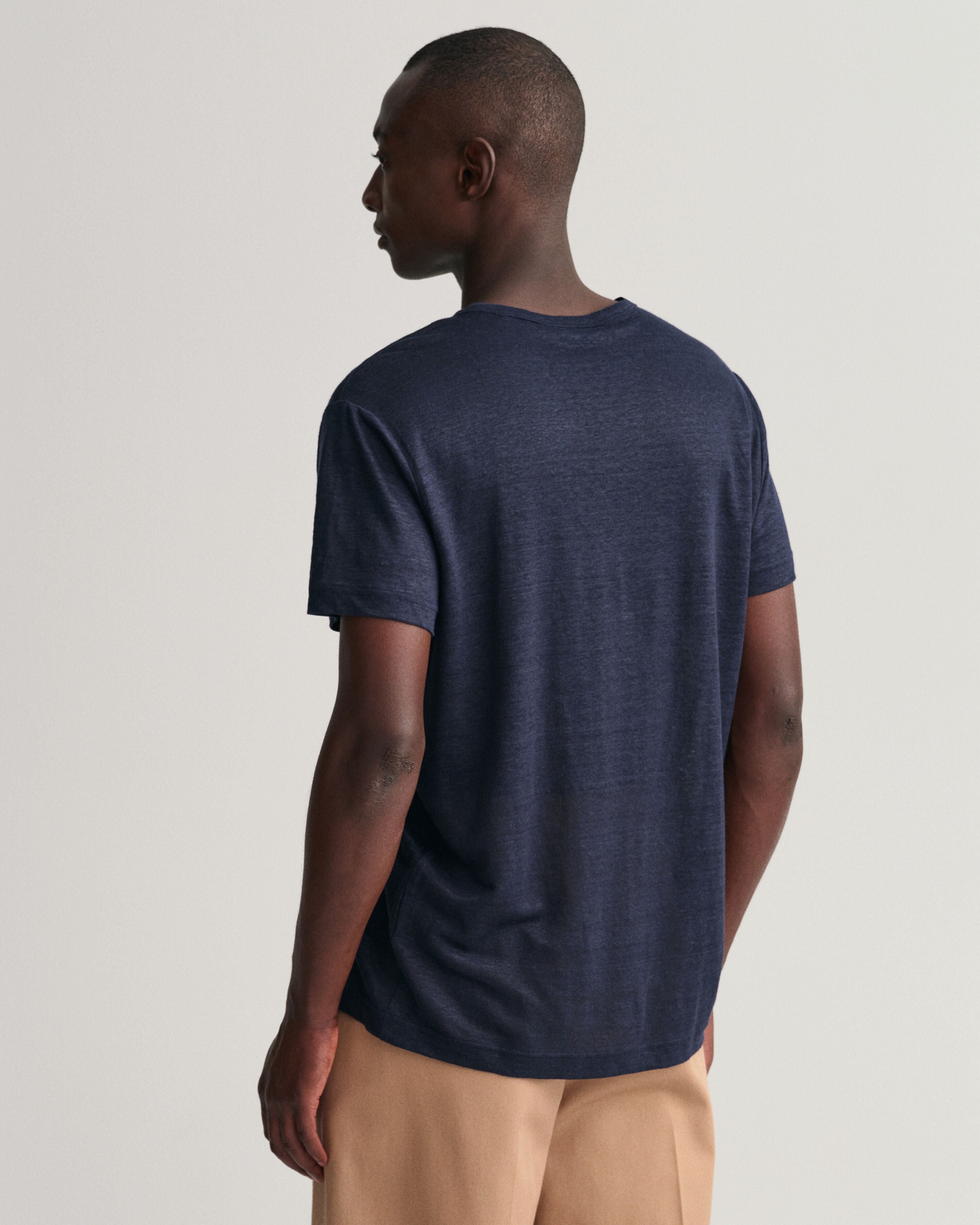 GANT - Linen T-Shirt In Dark Evening Blue