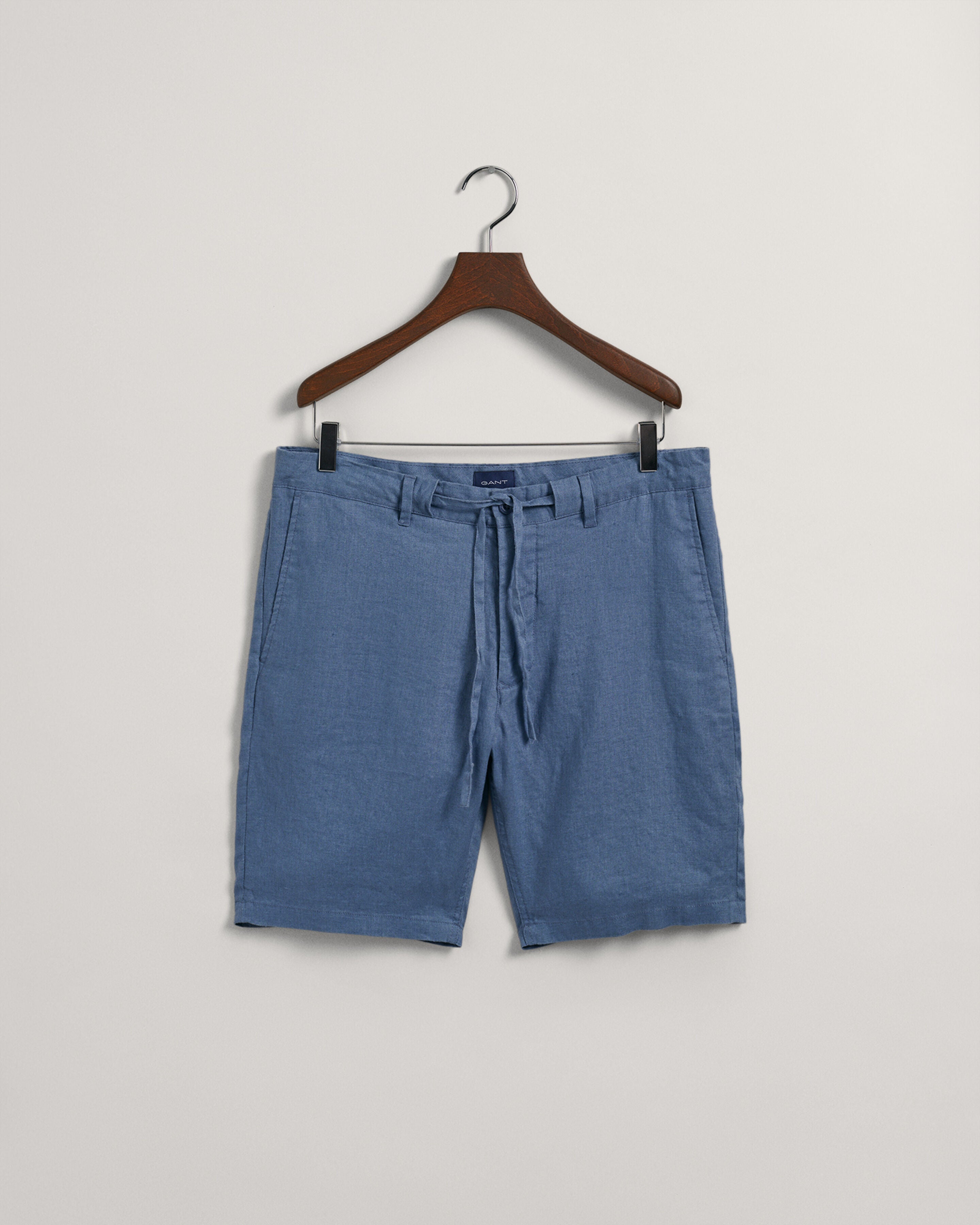 GANT - Relaxed Fit Linen Drawstring Shorts in Salty Sea Blue