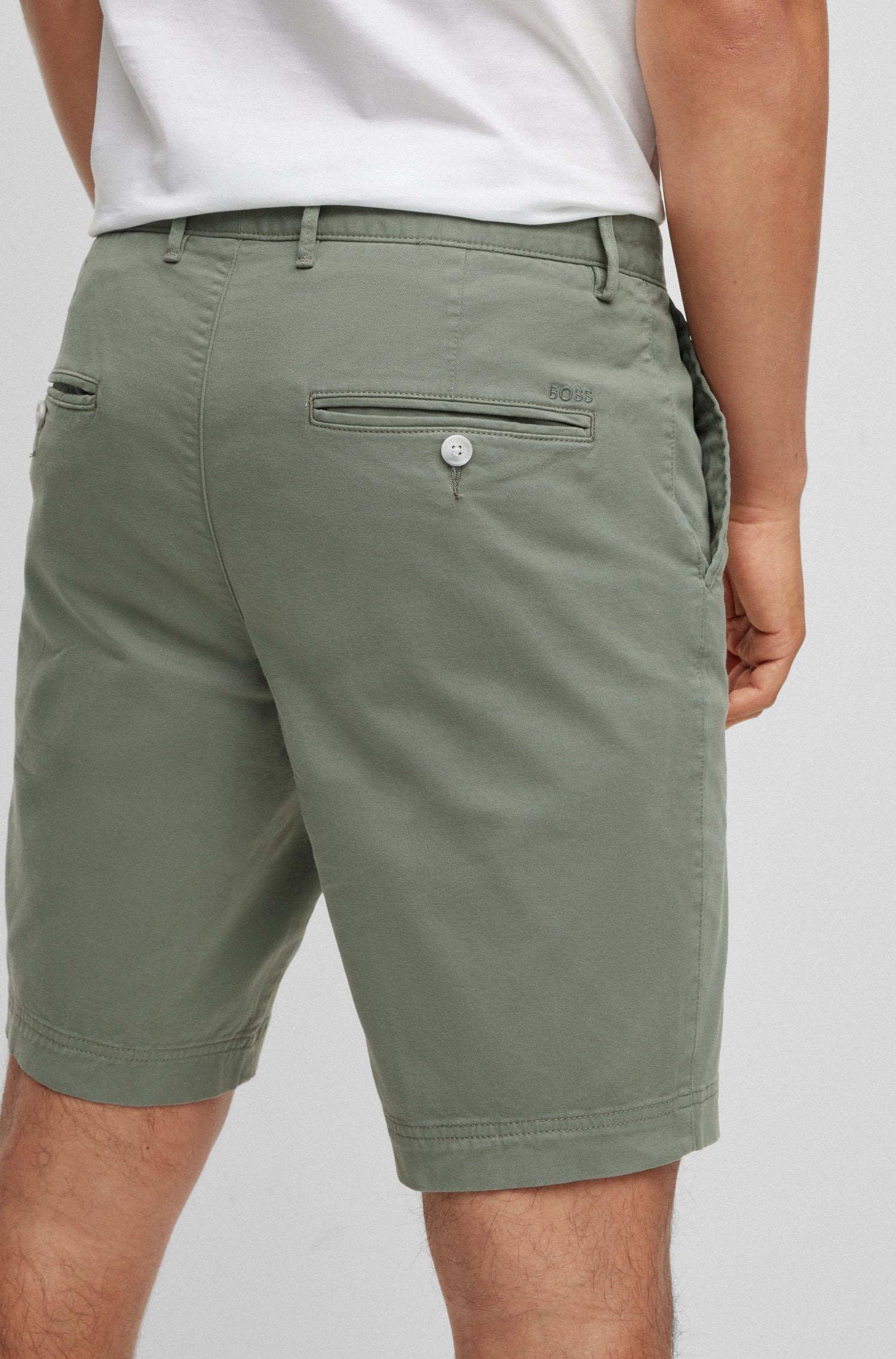 BOSS - SLICE-SHORT Open Green Slim Fit Shorts In Stretch Cotton 50487993 343